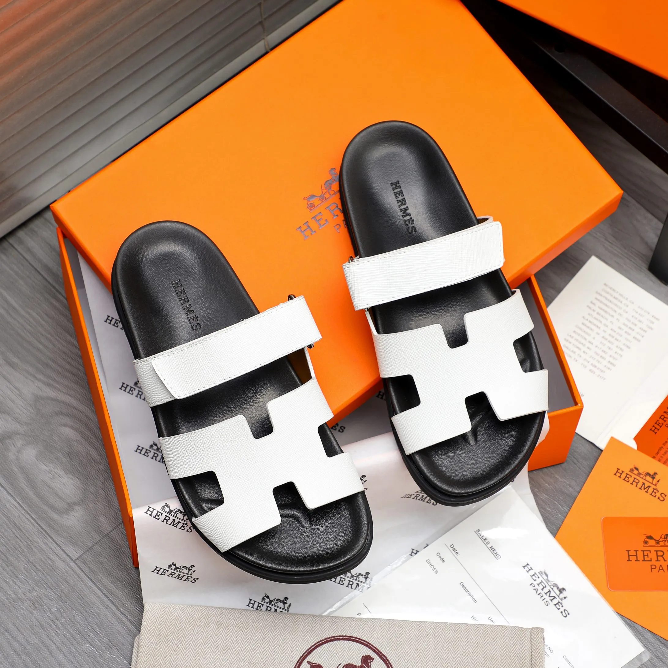 Men's shoes 💰340 Product trademark: Hermes "Hermes" Couple's slippers Regular size: 36-46 Product material: Selected vertical grain cowhide upper, microfiber lining, original outsole